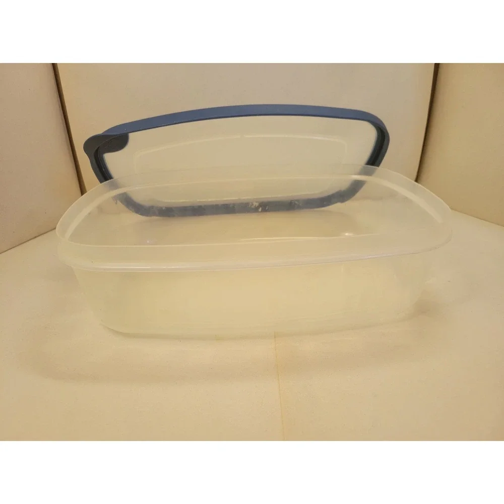 Rubbermaid vintage gal4